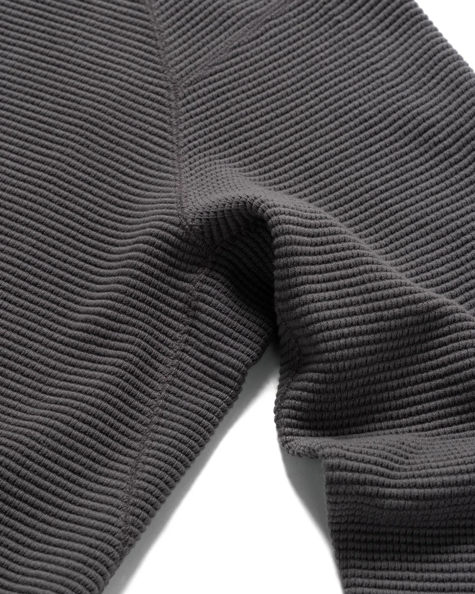 Base Crewneck-Flatback Thermal Cotton Iron
