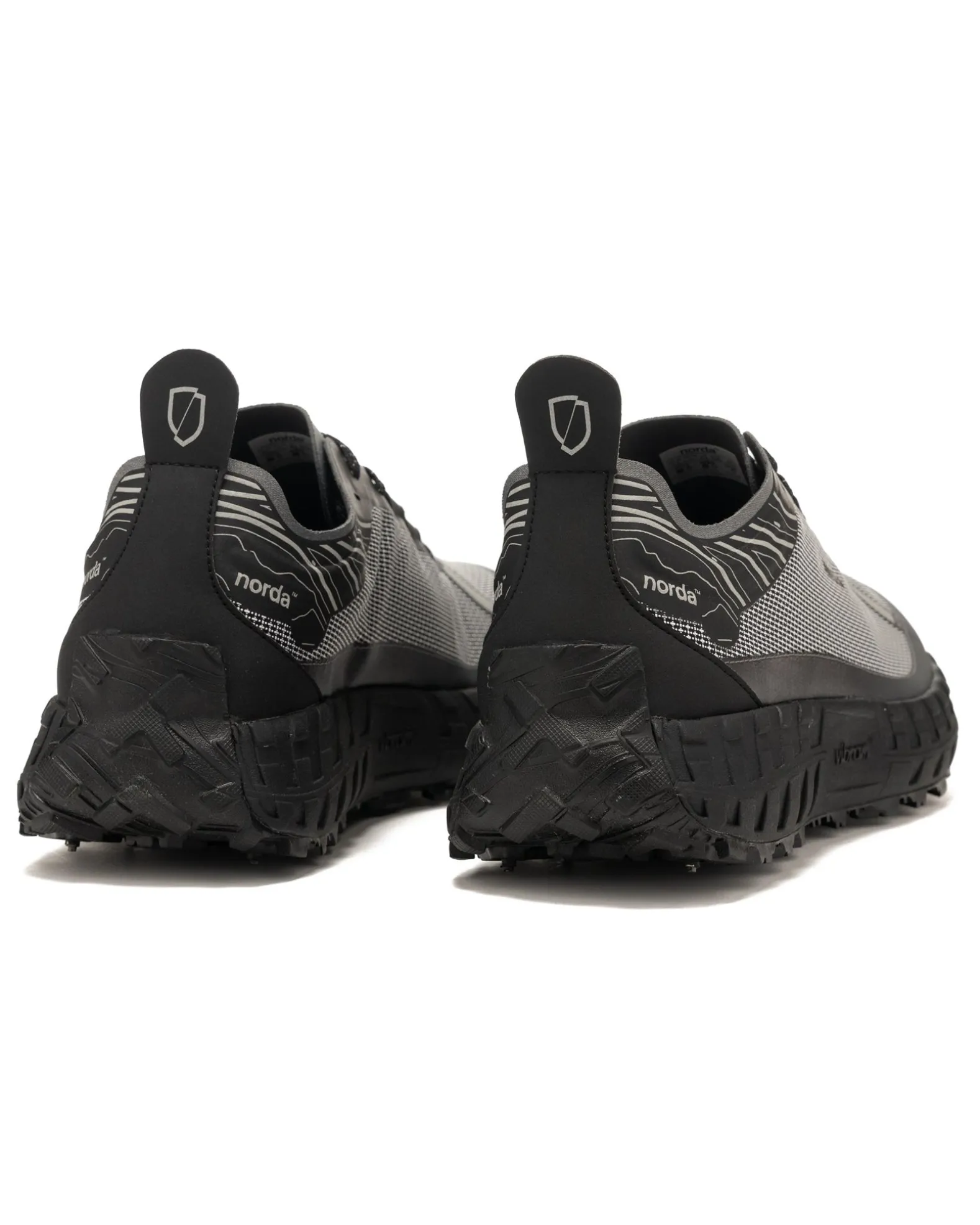 001 G+® Spike Black
