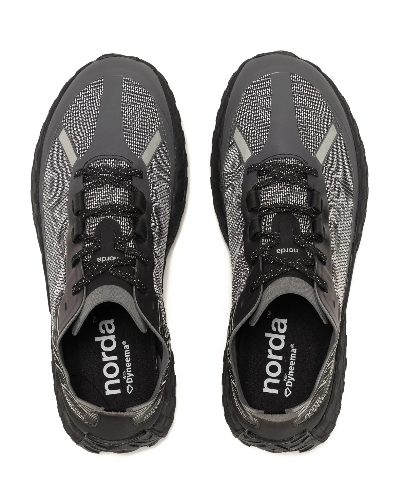 001 G+® Spike Black