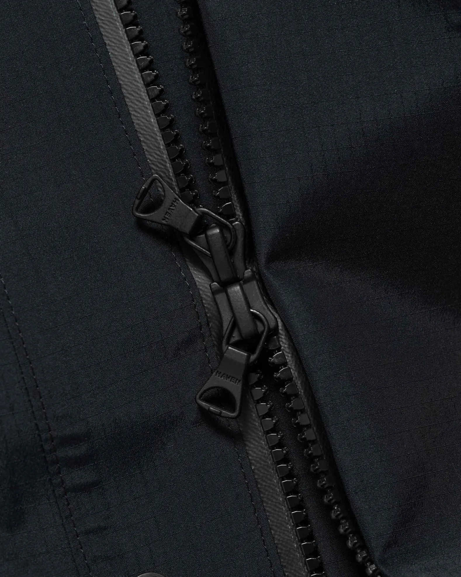 Interval Coat-Gore-Tex 3L Nylon Ripstop Black